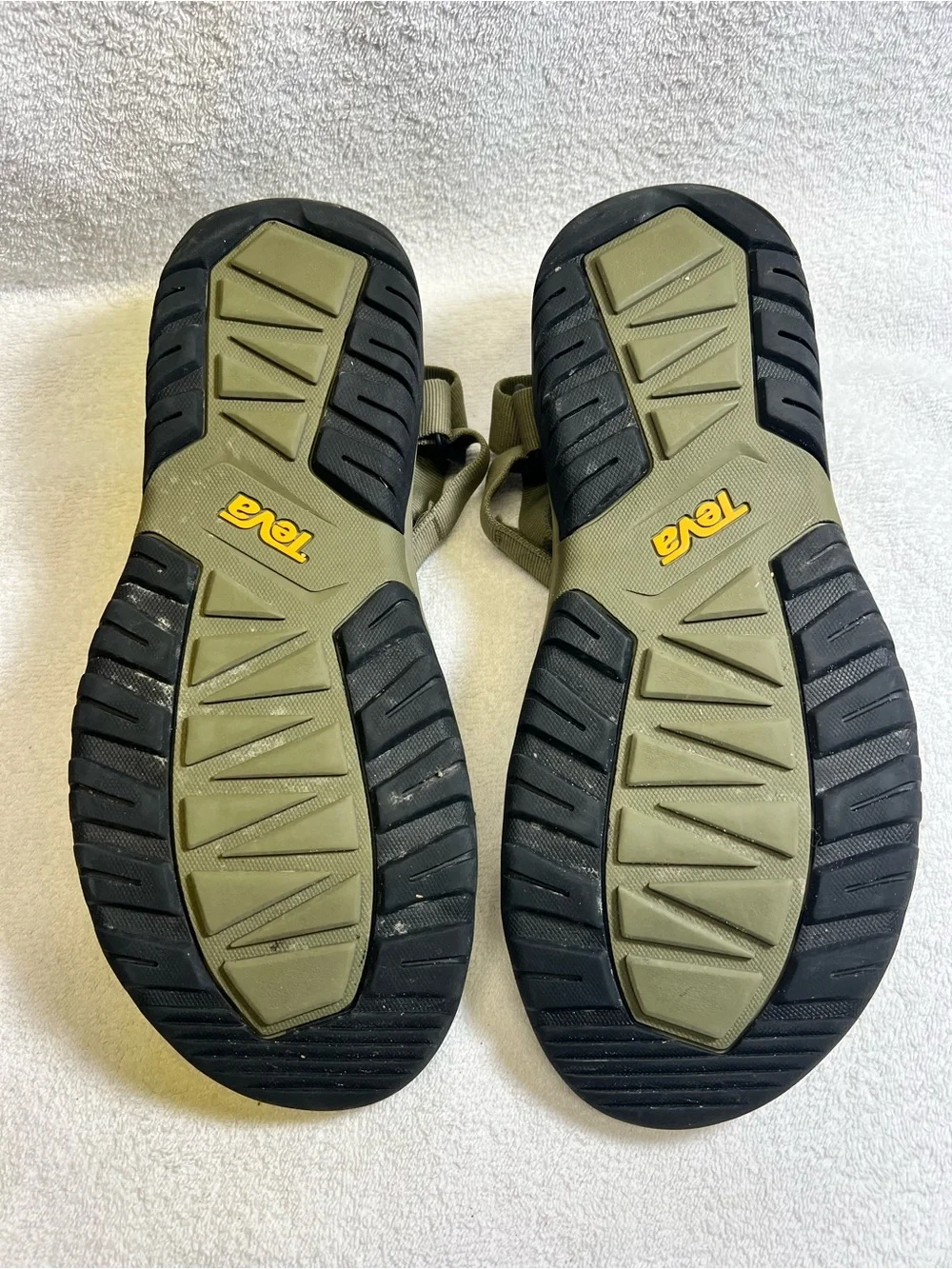 Teva Men's Olive Green Military Strapped Sandals Size 13